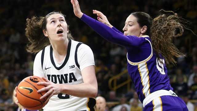 No. 11 Iowa pulls away from Fairfield after slow start