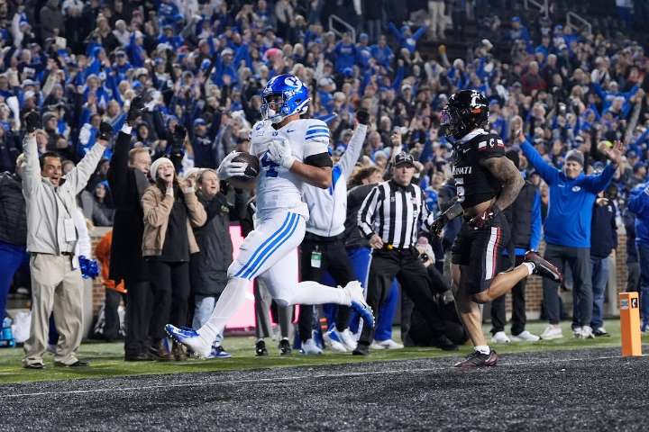 After surviving church shooting, BYU fan hears anti-Mormon chant at Cincinnati game