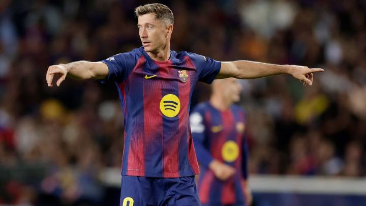 Transfer rumors, news: AC Milan want Barcelona's Lewandowski