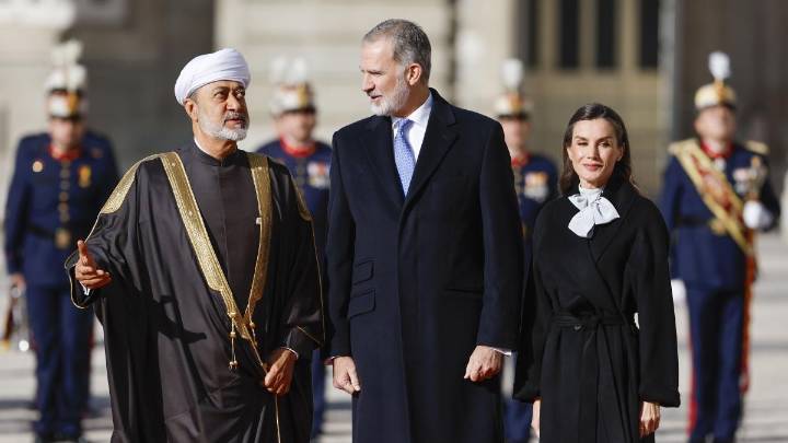 Los Reyes reciben al sultán de Omán, primera visita de Estado en dos años y medio