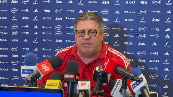 Piojo Herrera levanta la voz en Curazao: "Estoy seguro de que Costa Rica estará en el Mundial"