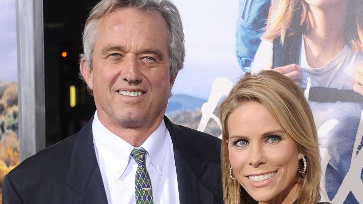 8 Celebrities Who Fell In Love With Politicians