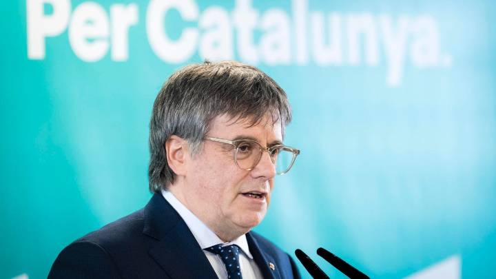 Puigdemont critica que la "maquinaria socialista" busca señalar a Junts
