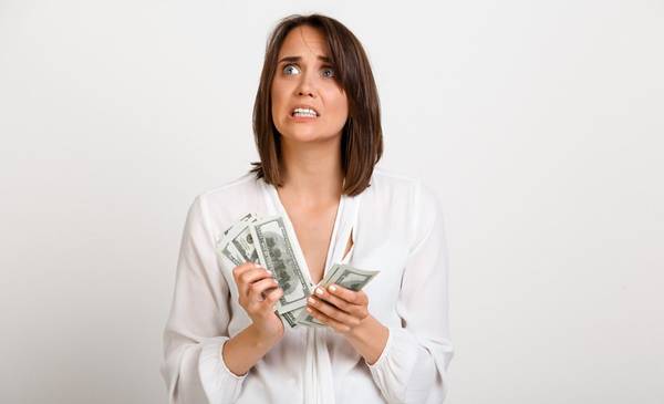 Estos son los signos más gastadores de dinero, según la IA