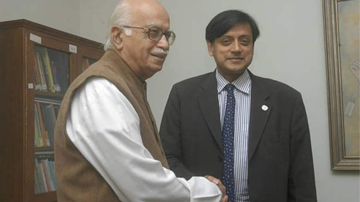 Can’t judge L K Advani’s career based on one episode: Tharoor
