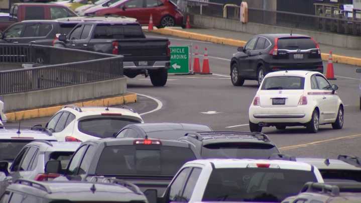 300,000 riders expected in holiday ferry frenzy over Thanksgiving week