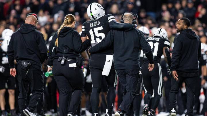 Nebraksa QB Dylan Raiola to miss rest of season after suffering broken tibula