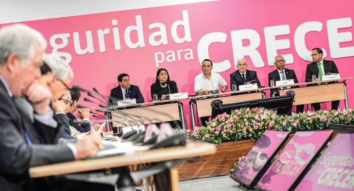 Reducción de feriados y las otras medidas que piden los empresarios al Gobierno