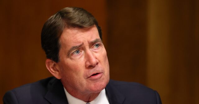 Bill Hagerty Introduces Bipartisan Bill to 'Make Main Street Banks Great Again'