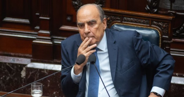 Renunció Guillermo Francos y Manuel Adorni lo reemplazará