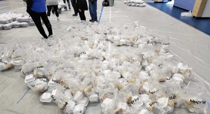 Hamilton County volunteers deliver 7,400 Thanksgiving meals to neighbors in need