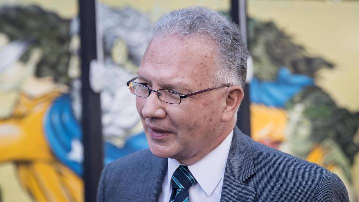 "Se le está haciendo un juicio sin defensa": esposa e hijo de Perkins Rocha revelan nuevos detalles de la detención del preso político