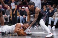 Deadspin | Karl Anthony-Towns leads Knicks to 12th straight win over Nets