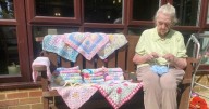 Margaret Thompson, 87, knits blankets for premature babies