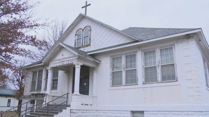 Community working to save one of Northwest Arkansas' oldest buildings