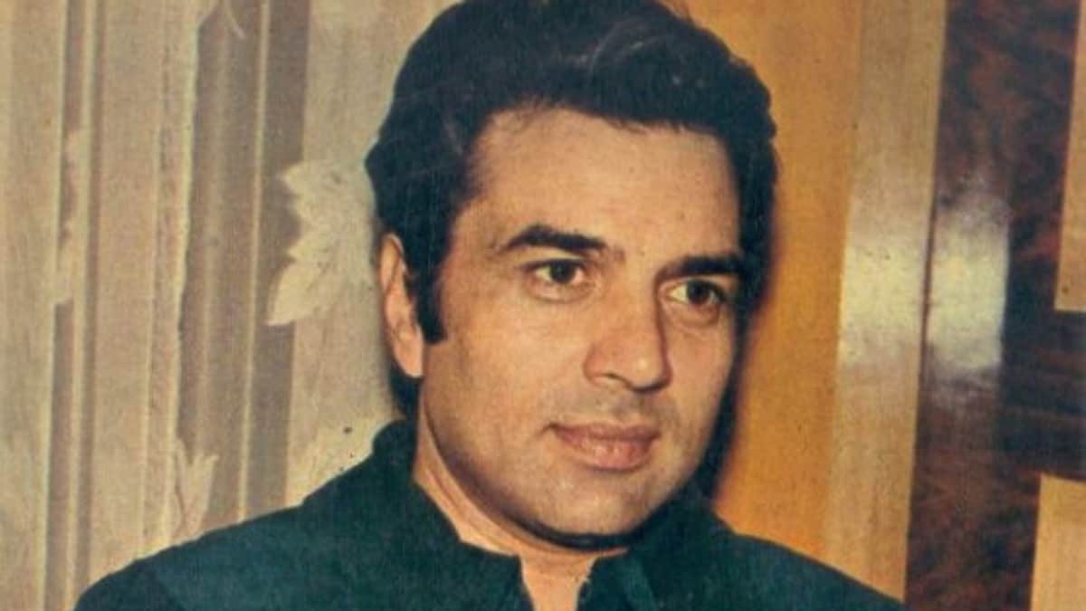 This Dharmendra Film Ruled Theatres For 50 Weeks, Made Him Overnight Star