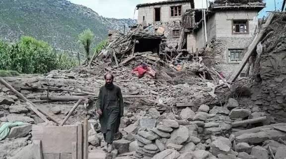 Powerful 6.3 magnitude earthquake shakes northern  Afghanistan, killing at least 10 people