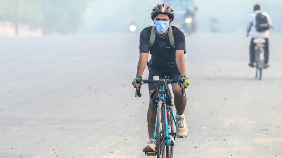Noida AQI 426 'Severe': India's 2nd Most Polluted; GRAP III Bans C&D & BS3/BS4 Vehicles