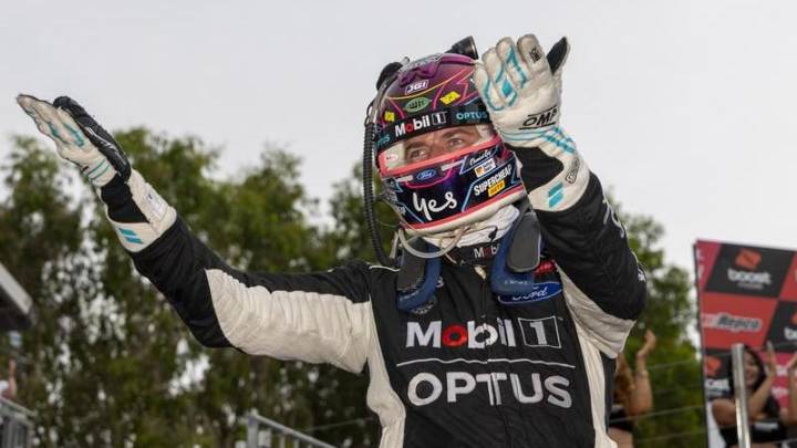Mostert storms into Supercars Grand Final with win in Sandown opener