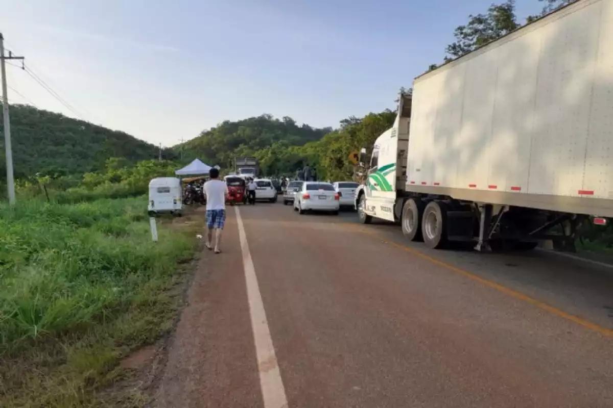 Megabloqueo nacional de este lunes paraliza carreteras en más de 20 estados: transportistas y campesinos exigen seguridad y apoyos