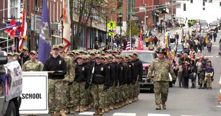 Bangor veterans' day parade