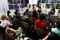 "Tejer con la palabra" celebra su aniversario en la Feria del Libro