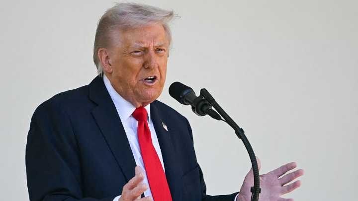 ‘Is This Real?’: Trump Brags About His ‘Perfect Memory,’ Then Glitches Mid-Speech — and His Desperate Attempt to Fix It Only Exposes How Lost He’s Become