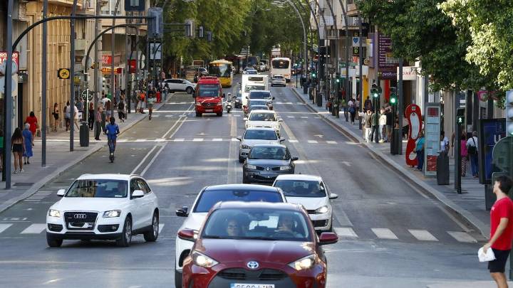 La mitad de trayectos diarios en el municipio de Murcia se realizan en vehículo privado