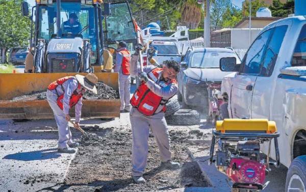 Desiertas, 4 licitaciones de la JMAS para bacheo