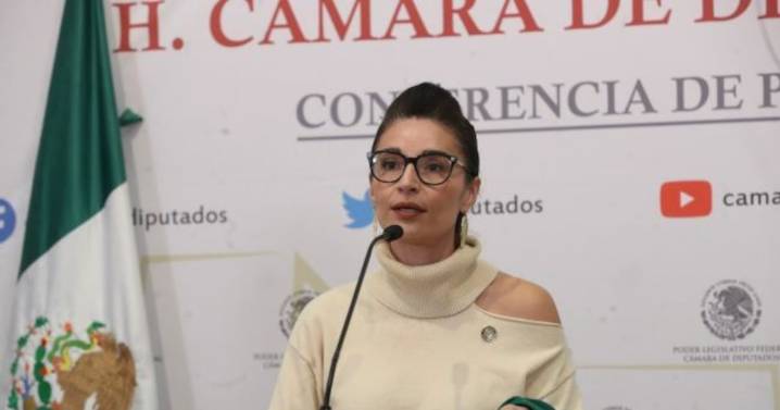 #PolíticaConfidencial: Ballesteros alza la voz contra el Gobierno… pero no tanto como para salir a protestar