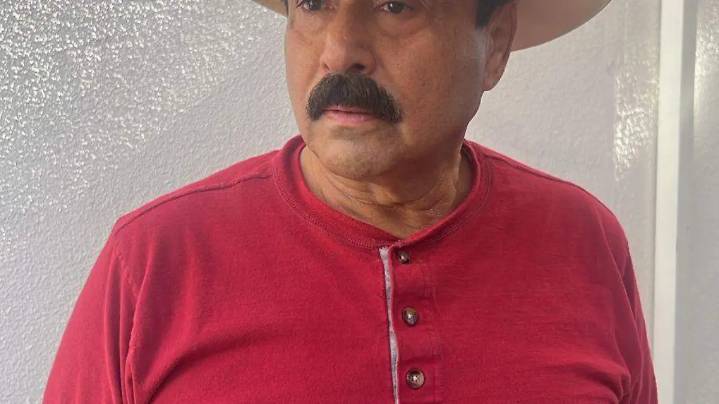 Convocan a marcha por asesinato del alcalde de Uruapan, Carlos Manzo; exigen justicia y fin a la violencia