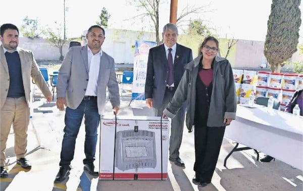 Benefician a 23 escuelas con calentones