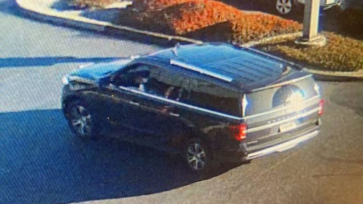 Elderly woman robbed of jewelry in Edmonds WinCo parking lot