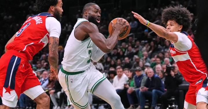 Brown scores 35 points in 26 minutes before watching Celtics coast to 136