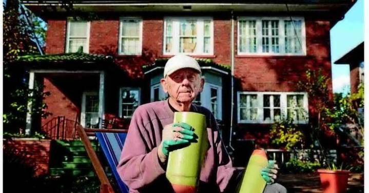 ROOF TILE SHORTAGE CAUSING BIG DELAYS