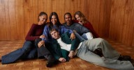 Pacsun Celebrates the Coziness and Connection of Community with its Holiday 2025 Campaign