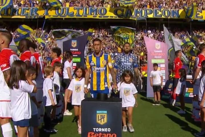 Estudiantes le hizo el pasillo al “campeón” Central, pero de espaldas, y lo eliminó