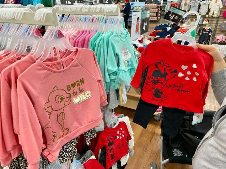 Black Friday en Walmart: 20 ofertas imperdibles en ropa casual, de casa y navideña