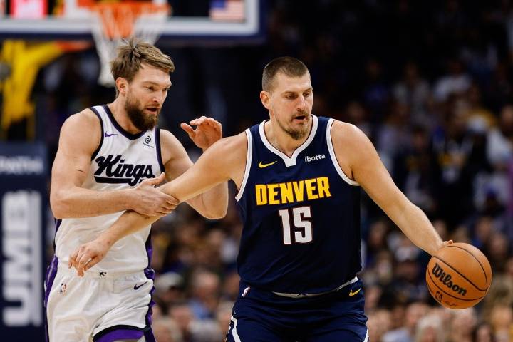 Deadspin | Nikola Jokic (34), Nuggets maintain dominance of Kings