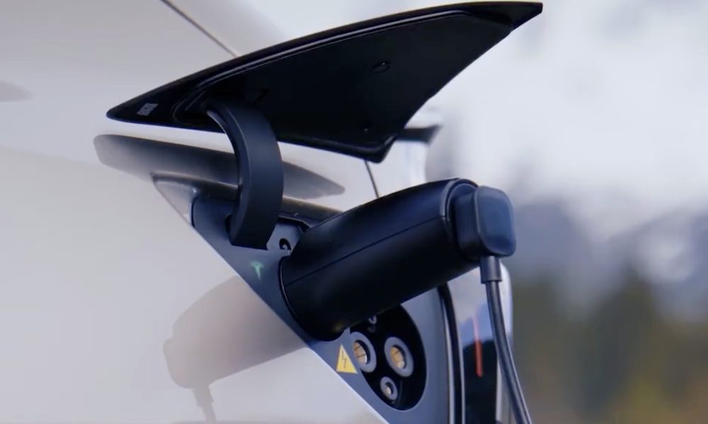 Tesla China rolls out Model Y L V2L adapter, and it’s free for early owners