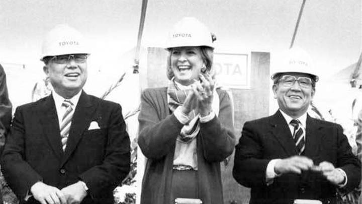 Flags at half-staff after Martha Layne Collins' death