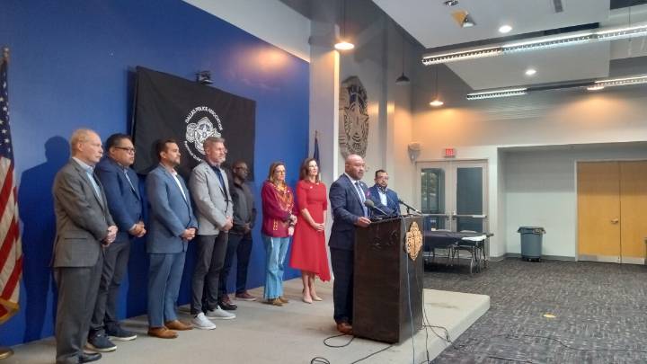 Dallas Police Association President placed on leave amid internal investigation