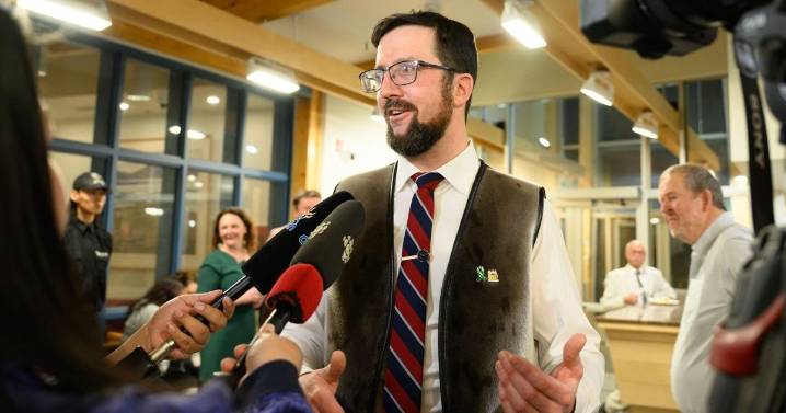 New Nunavut premier takes office as federal government pushes infrastructure drive