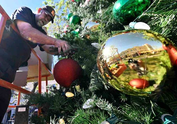 Christmas season gets underway at Victoria Gardens in Rancho Cucamonga