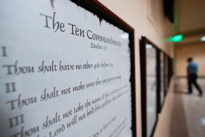 Federal judge orders schools from 14 Texas districts remove Ten Commandments displays, citing First Amendment