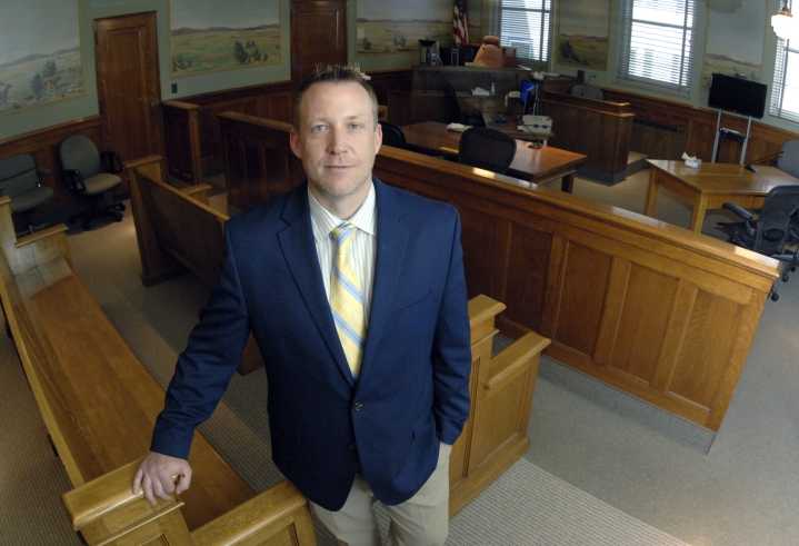 Port: A stalker in the statehouse