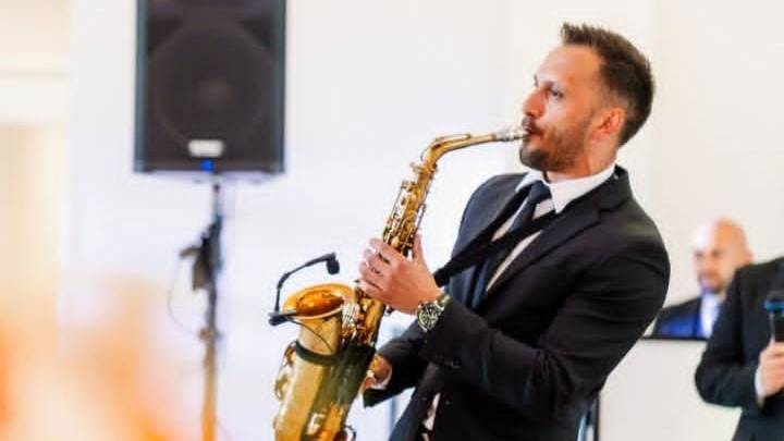 Who Is Singing the National Anthem at Eagles vs Bears? Life, Net Worth, & More About Vanya Sax