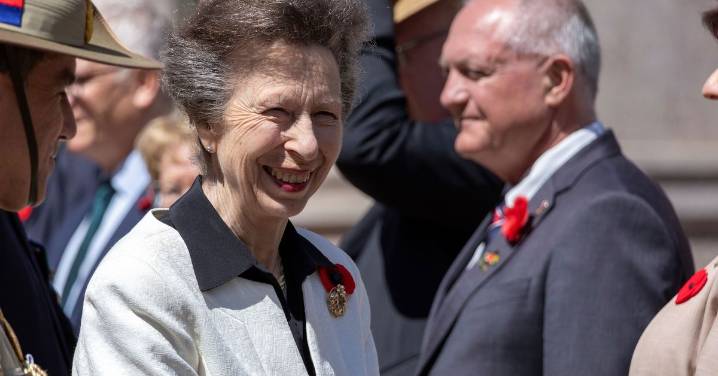 Princess Anne meets grieving families of two police officers killed in Victoria