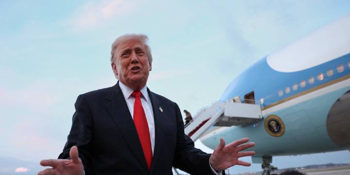 Donald Trump dijo que demandará a la BBC por USD 1.000 millones si no se retracta tras manipular su discurso sobre el asalto al Capitolio