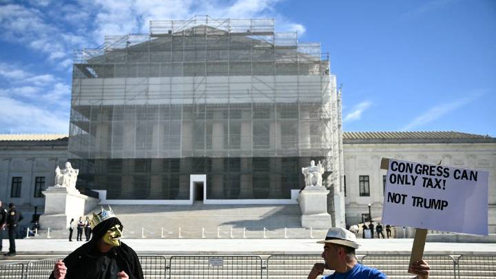 La Corte Suprema comienza a debatir la autoridad legal de Trump para imponer aranceles